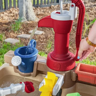 Step2 Pump & Splash Discovery Water Table