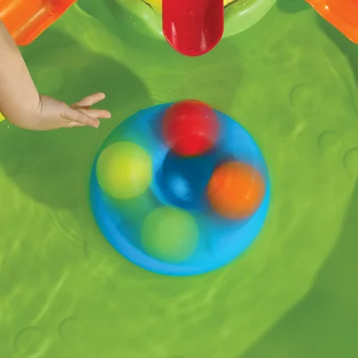 Step2 Busy Ball Play Table โต๊ะเล่นน้ำและบอลพร้อมลูกบอล