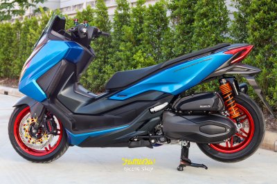 NEW FORZA350 สีน้ำเงิน ล้อแดง ทรงซิ่ง