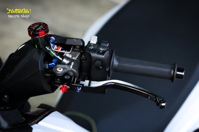 FORZA350 GEN1 แต่งสีขาว ล้อน้ำเงิน 