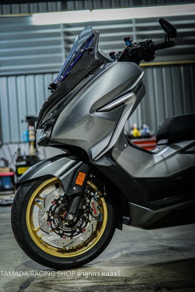 FORZA 300 จัดชุดใหญ่ งบ 150,000.-