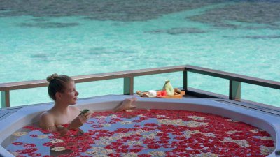 ทัวร์มัลดีฟส์: Lily Beach All inclusive