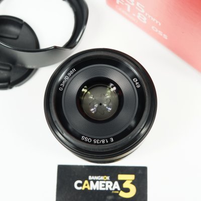 E35mm F1.8 OSS