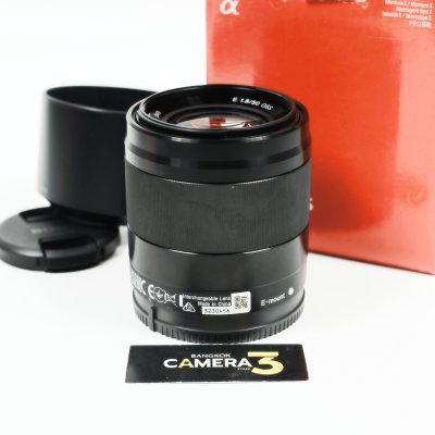 E50mm F1.8 OSS