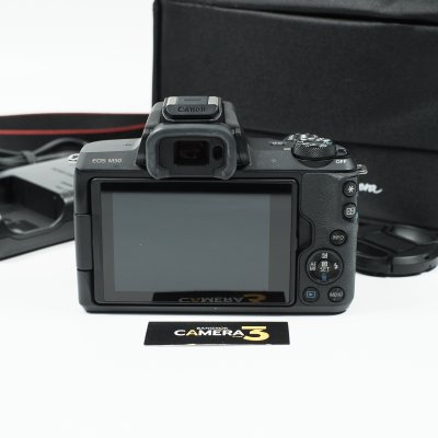 Canon EOS M50