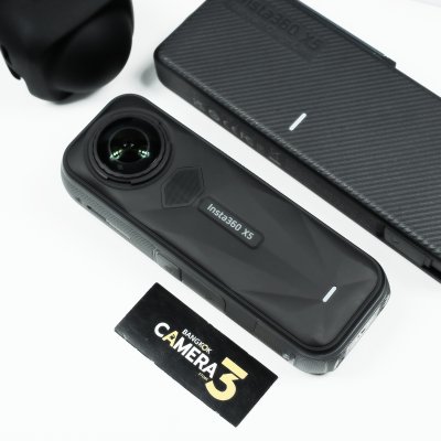 Insta360 X5 ESSENTIAL BUNDLE
