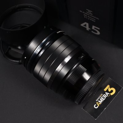 Zuiko 45mm F1.2 PRO