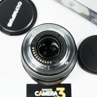 Zuiko 75mm F1.8