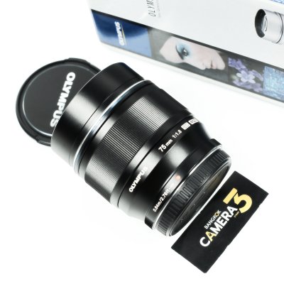 Zuiko 75mm F1.8