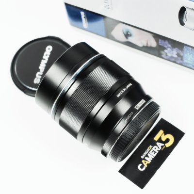 Zuiko 75mm F1.8