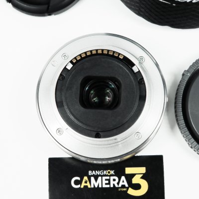 E16mm F2.8