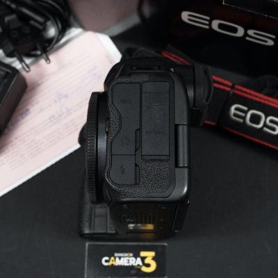 Canon EOS R5 Body