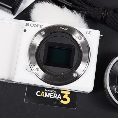 Sony ZVE10