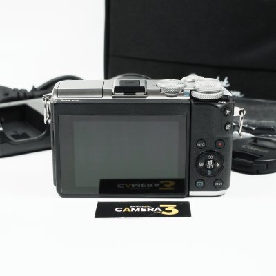 Canon EOS M6