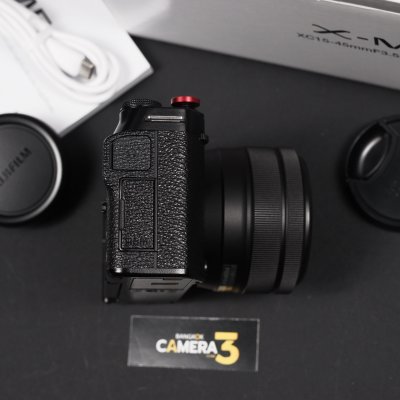 Fujifilm XM5