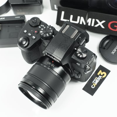 Lumix G90