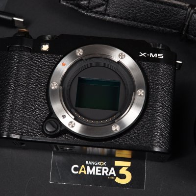Fujifilm XM5