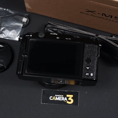 Fujifilm XM5