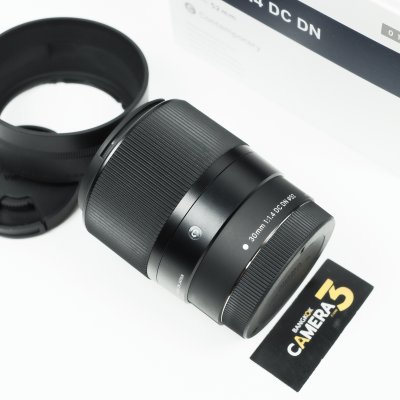 Sigma 30mm F1.4 DC DN