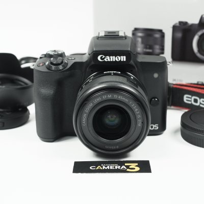 Canon EOS M50