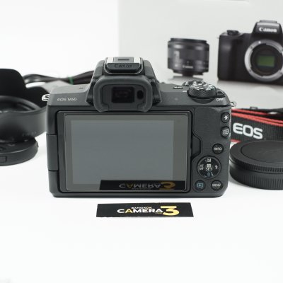 Canon EOS M50