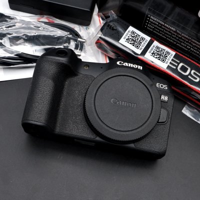Canon EOS R8 Body