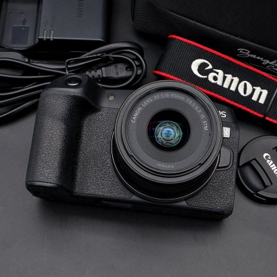Canon EOS RP + 18-45mm f4.5-6.3