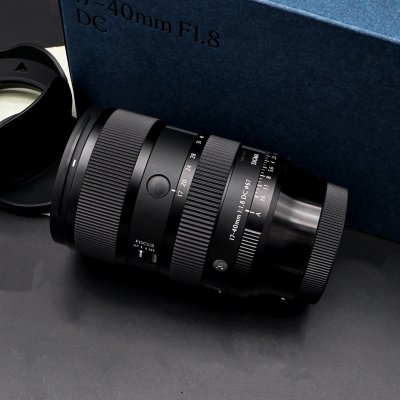 SIGMA 17-40mm F1.8 DC