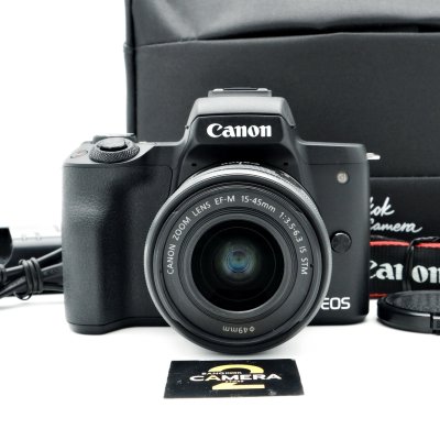 Canon EOS M50
