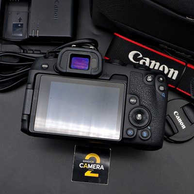 Canon EOS RP + 18-45mm f4.5-6.3