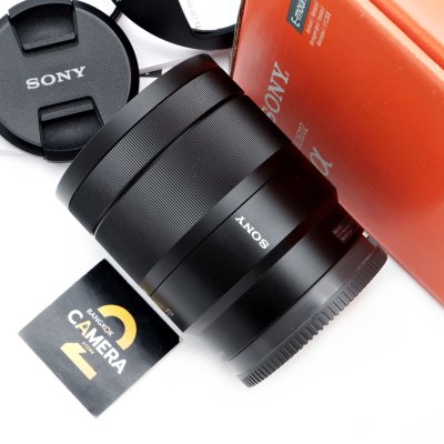 E16-70mm F4 ZA