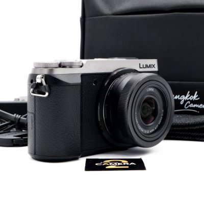 LUMIX GX85