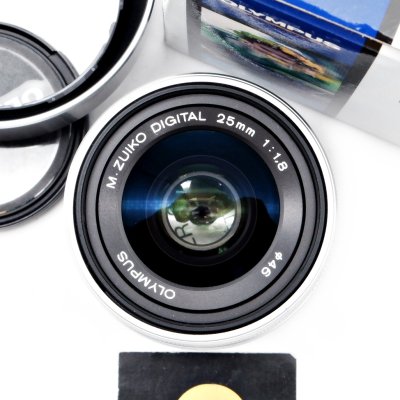Zuiko 25mm F1.8
