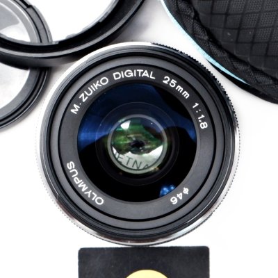 Zuiko 25mm F1.8