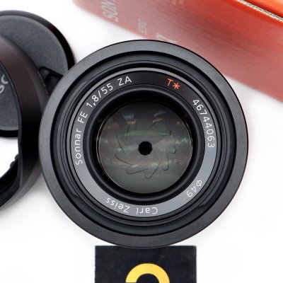 FE55mm F1.8 ZA