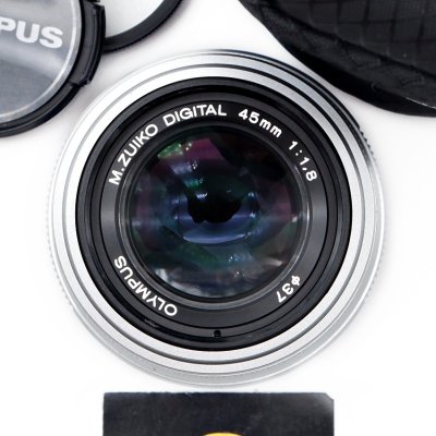 Zuiko 45mm F1.8