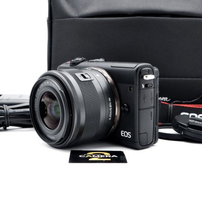 CANON EOS M100