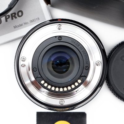 Zuiko 12-45mm F4 PRO