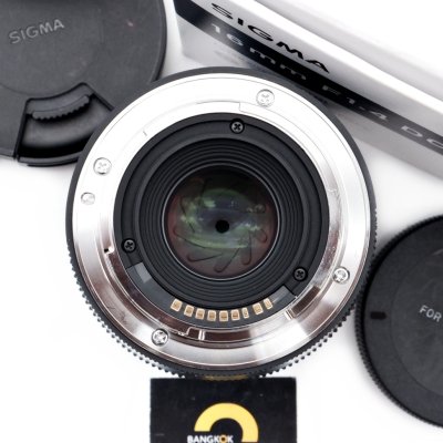 Sigma 16mm F1.4 DC DN