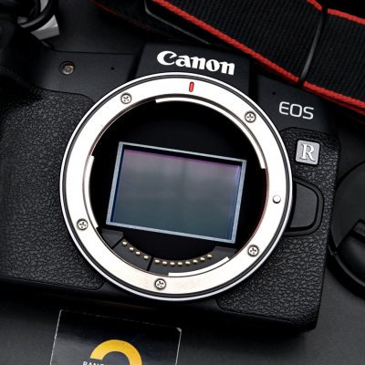 Canon EOS RP + 18-45mm f4.5-6.3