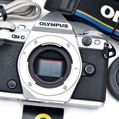 Olympus EM5 II BODY
