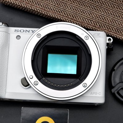 Sony A5100
