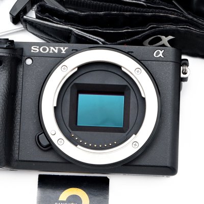 Sony A6400