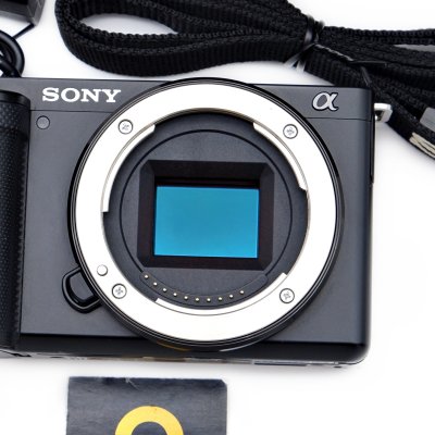 Sony ZVE10