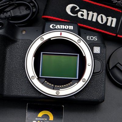 Canon EOS RP + 18-45mm f4.5-6.3