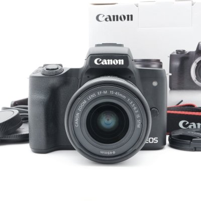 Canon EOS M50