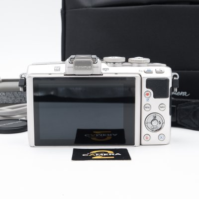 Olympus EPL7
