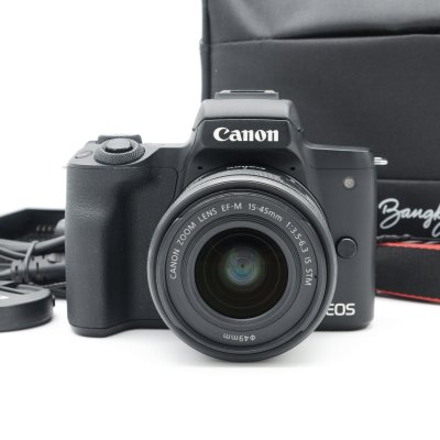 Canon EOS M50