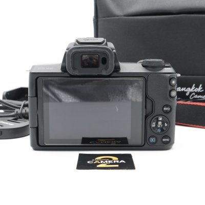 Canon EOS M50