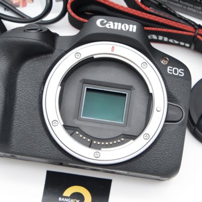 Canon EOS R50